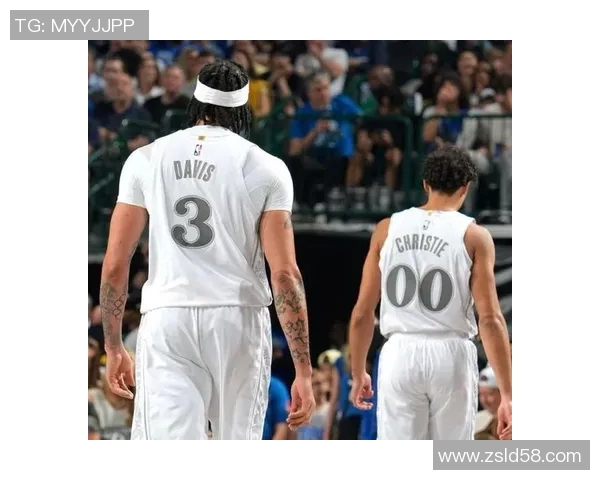 浓眉助攻 克里斯蒂接球三分稳稳命中