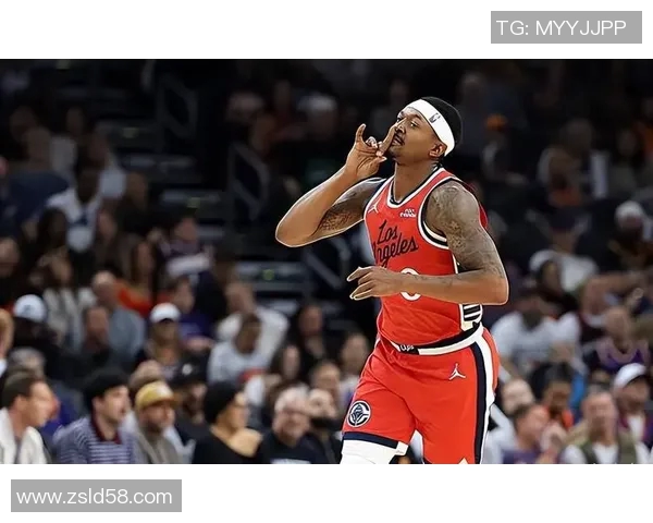 复出后首战效果一般，快船后场新援能否及时调整自己的状态呢？